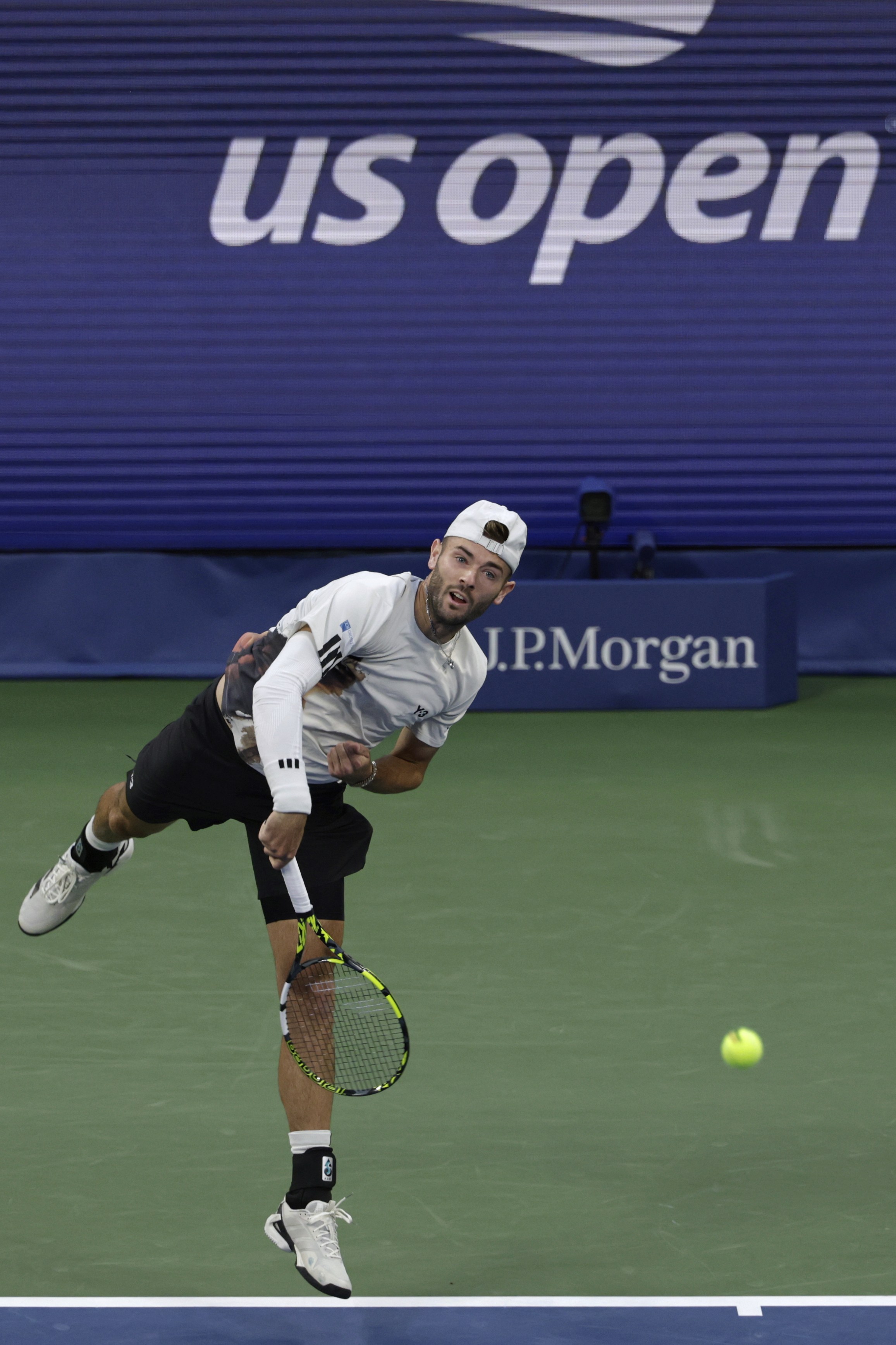 美网完胜澳网,兹维列夫刷新纪录 美网完胜澳网,兹维列夫刷新纪录