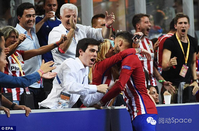 比利时碾压日本，卡拉斯科统治全场