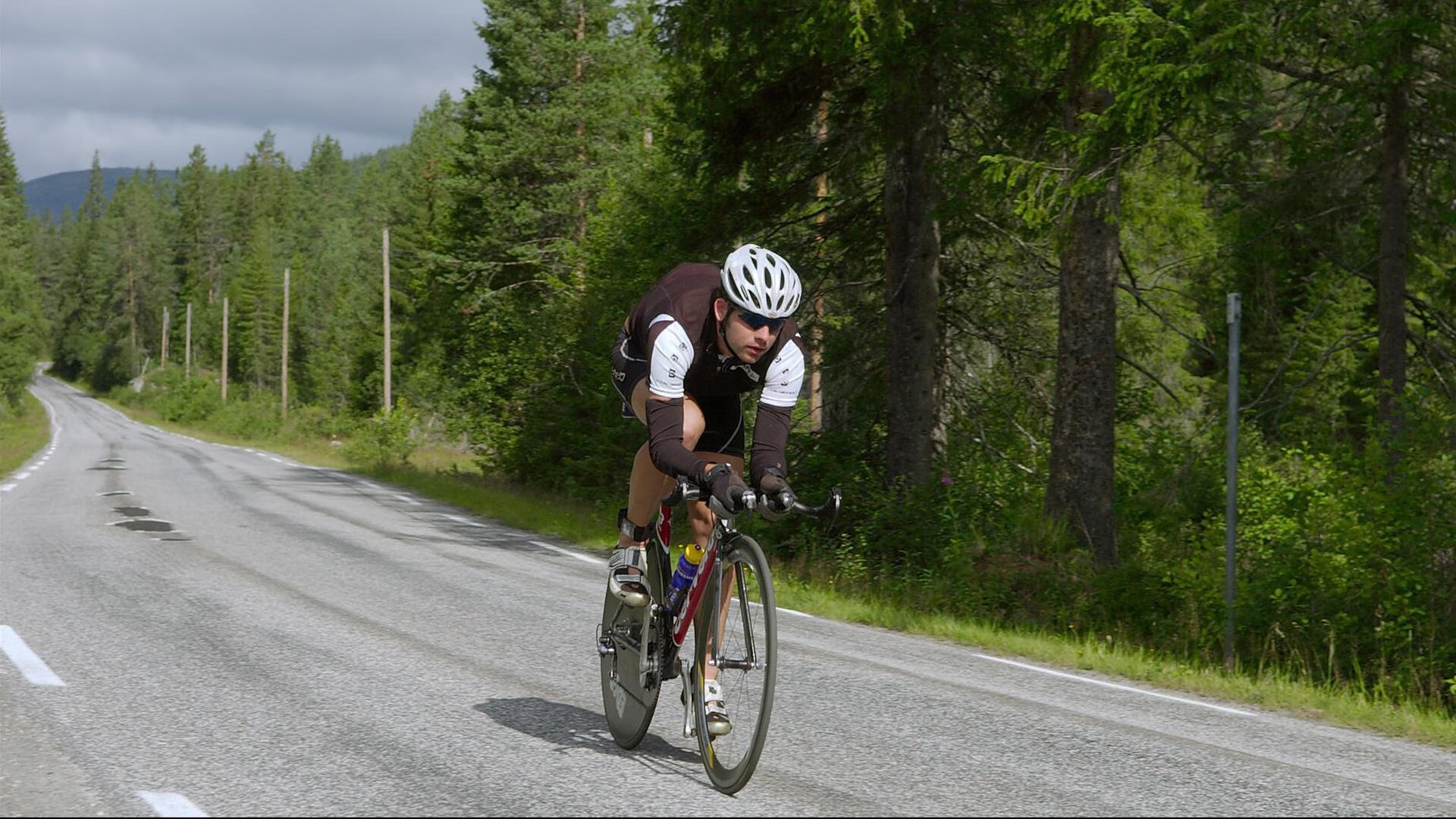 中游暗战中的银箭幽灵，哈斯车队力克索伯的关键一役