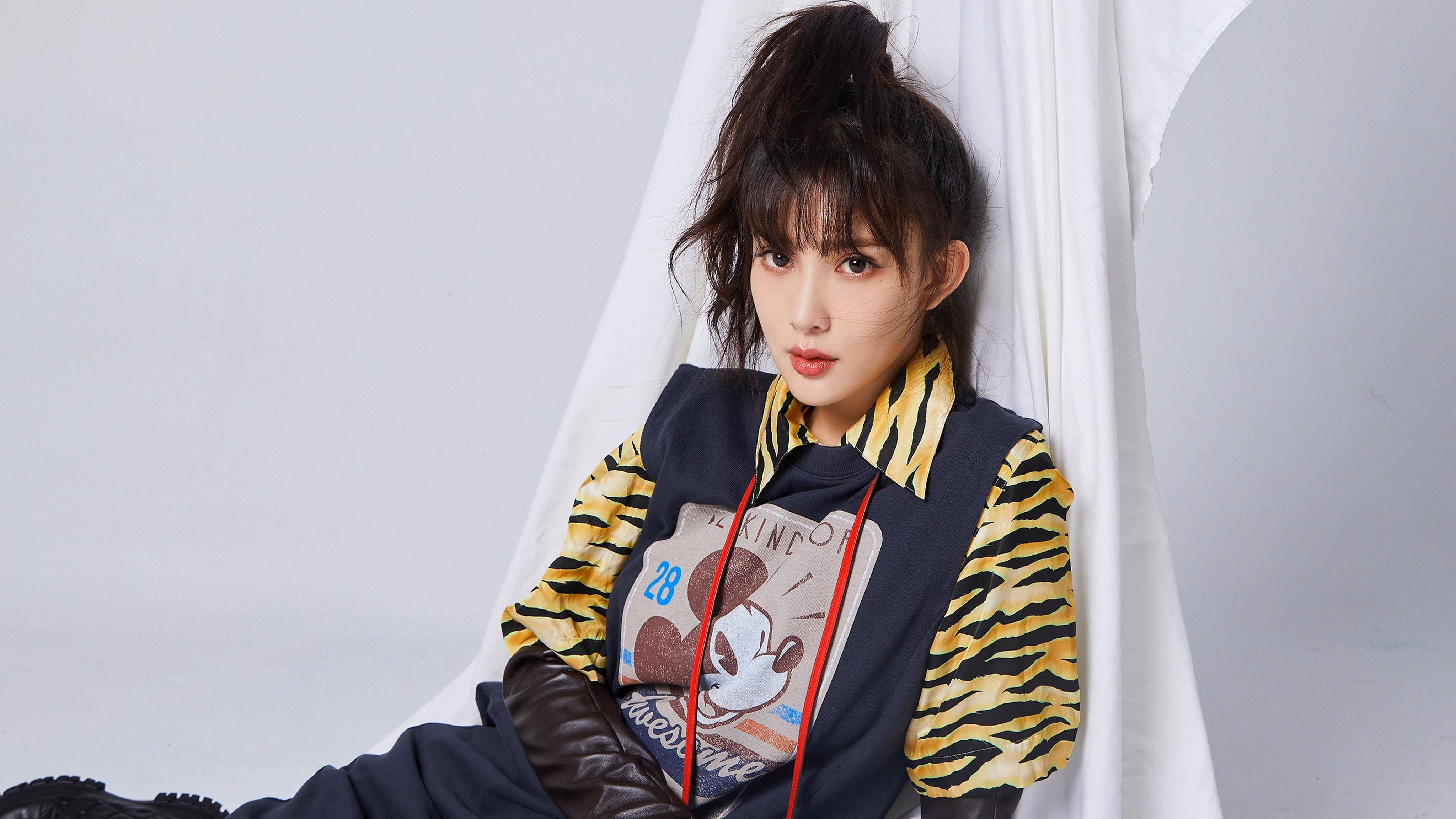 尼克斯淘汰太阳,莫兰特完成自我救赎,篮球场上的双重救赎史诗